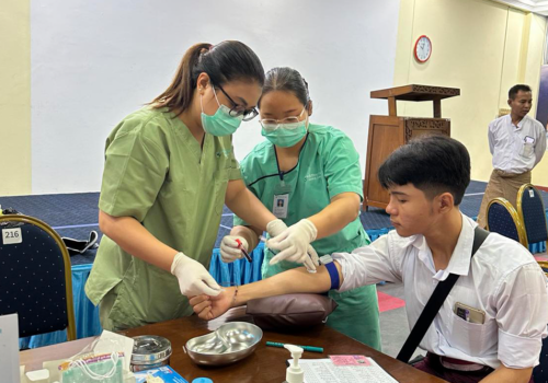 𝐌𝐲𝐚𝐧𝐦𝐚𝐫 𝐌𝐞𝐫𝐜𝐚𝐧𝐭𝐢𝐥𝐞 𝐌𝐚𝐫𝐢𝐧𝐞 𝐂𝐨𝐥𝐥𝐞𝐠𝐞 မှပထမနှစ် ကျောင်းသားများအား ဝင်ခွင့် ဆေးစစ်မှုများပြုလုပ်ပေးခြင်း